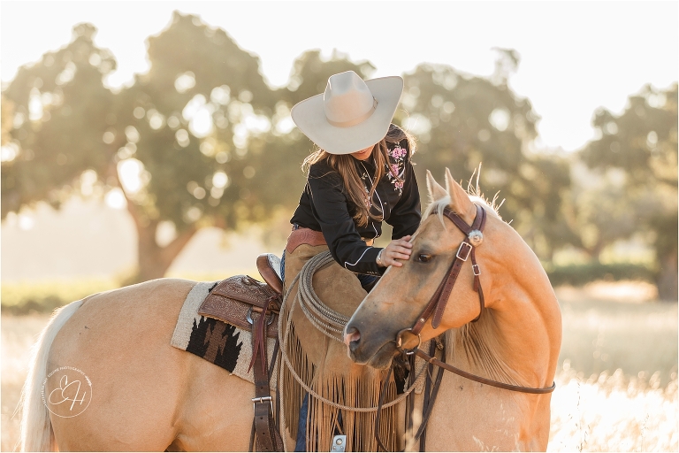 palomino horse and cowgirl  at the 2018 Elizabeth Hay Photography workshop at Oyster Ridge wedding venue in Santa Margarita, California.
