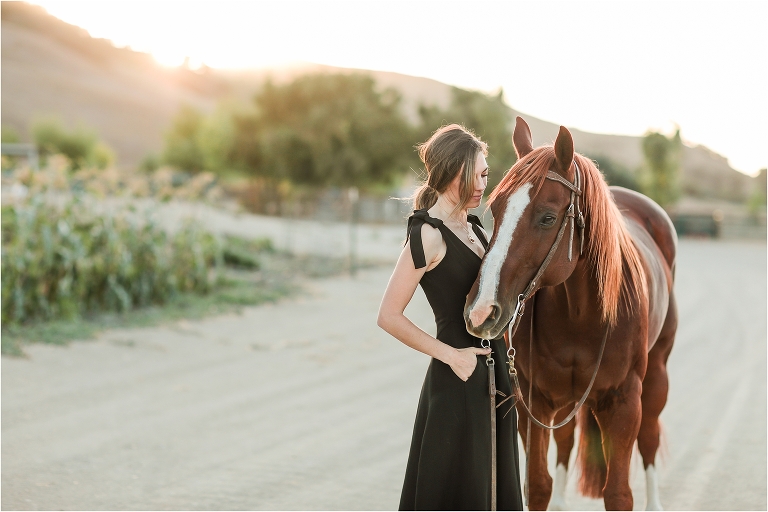 Los Alamos Equine Photography session with Lindsay Branquinho and horse in a corn field, photographed by Elizabeth Hay Photography