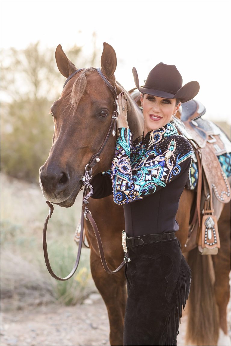 Arizona Sun Circuit Horse Show competitor wearing Lindsey James Show Clothing.