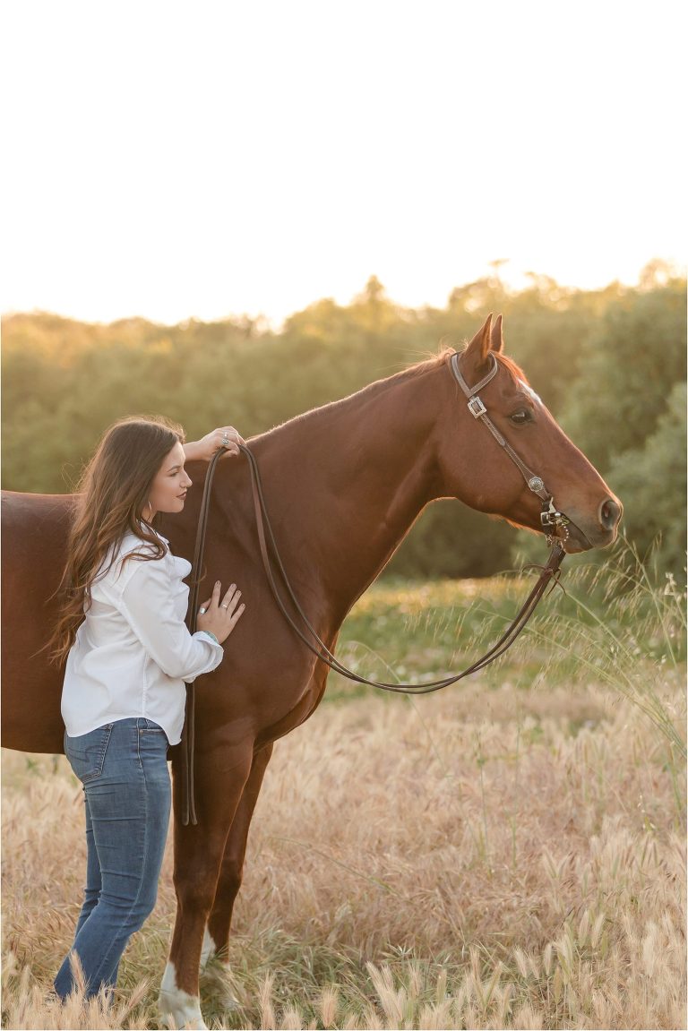 San Luis Obispo Senior photographer session with Cal Poly Student and horse at Morro Bay by Elizabeth Hay Photography