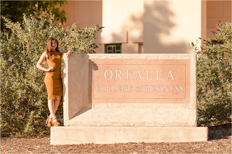 Orfalea college of business cal poly senior photography session by Elizabeth Hay Photography