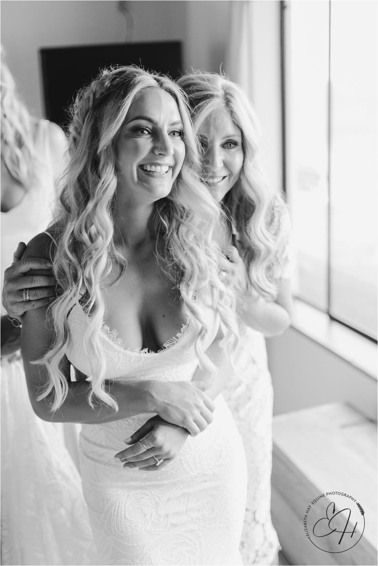 bride and mother of the bride before wedding