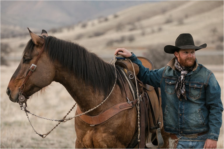 Cowboys & Horses Wild Rag