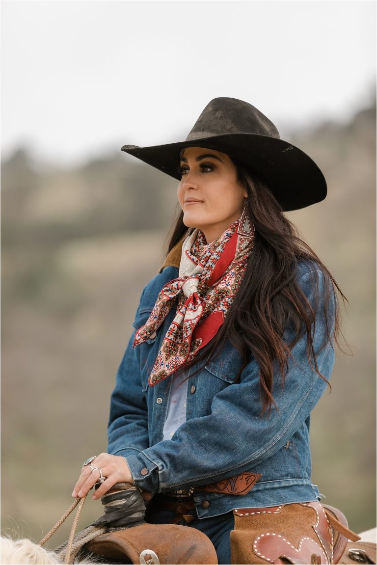 brunette woman at a Western Wild Rags Photoshoot with Buck Wild Rags in Bakersfield by California Horse Photographer Elizabeth Hay Photography.