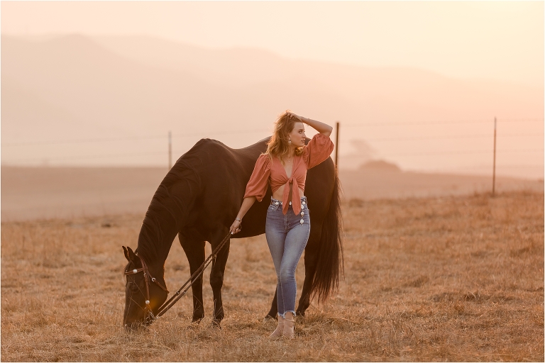 Equine Graduation Photo Session with a girl and her horse by California Equine Photographer Elizabeth Hay Photography.