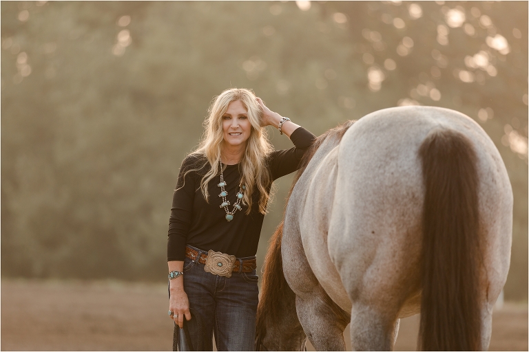 blonde woman and roan barrel racing horse by Central Coast equine photographer Elizabeth Hay Photography